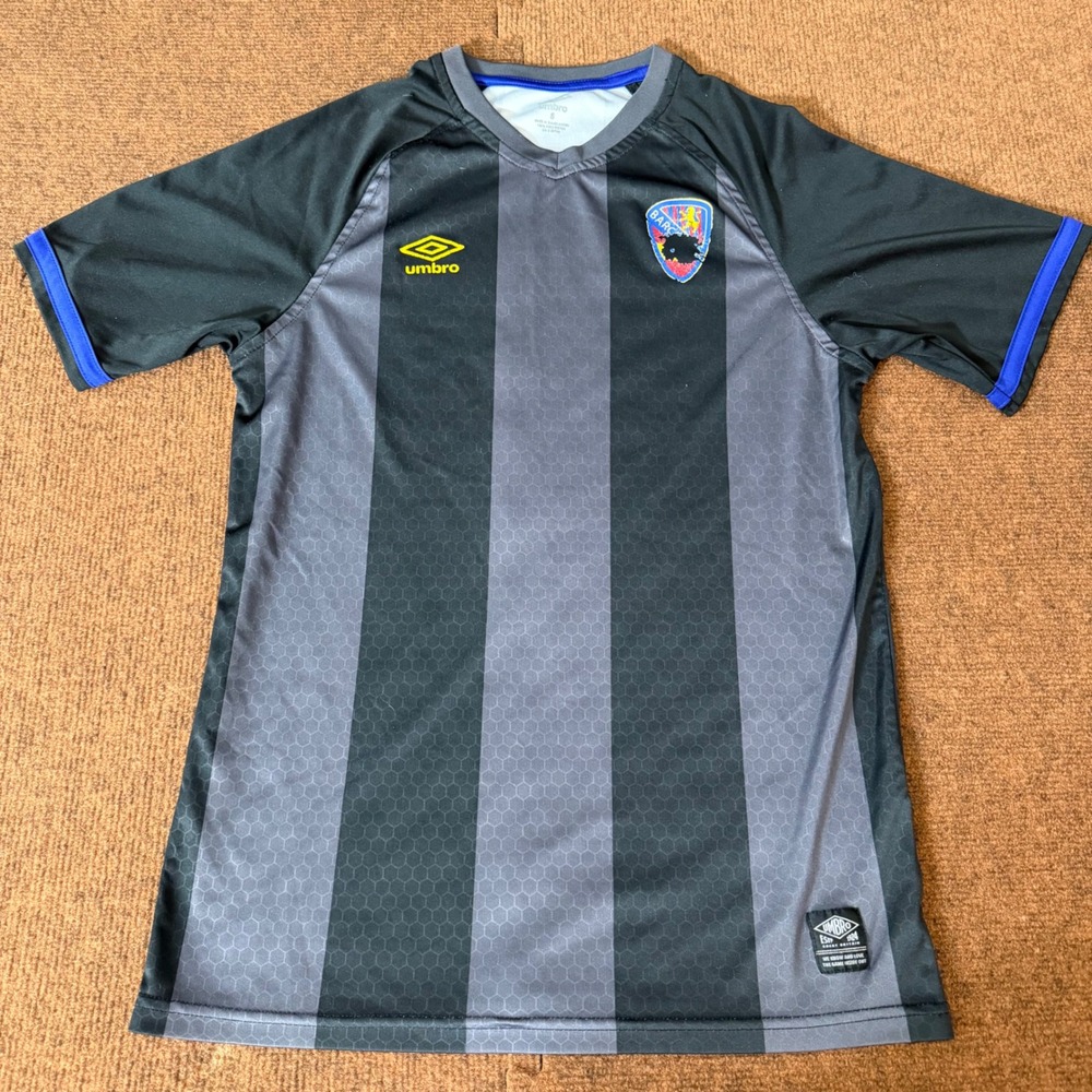 Umbro Mens Soccer Jersey Small Black Grey Striped VNeck Short Sleeve Barca Crest